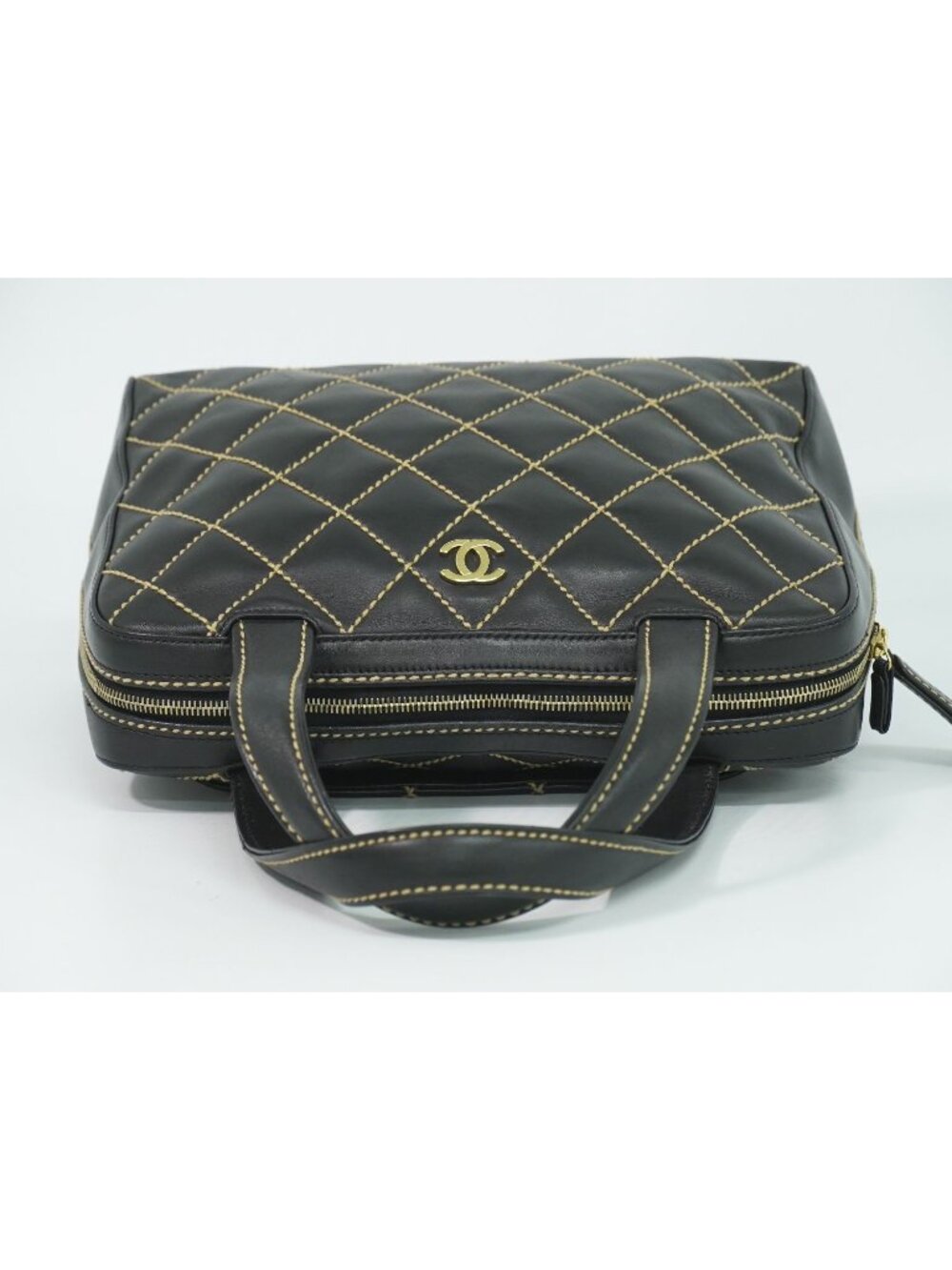 Chanel Wild Stitch CC Logo Tote Leather Black - Picture 5 of 9